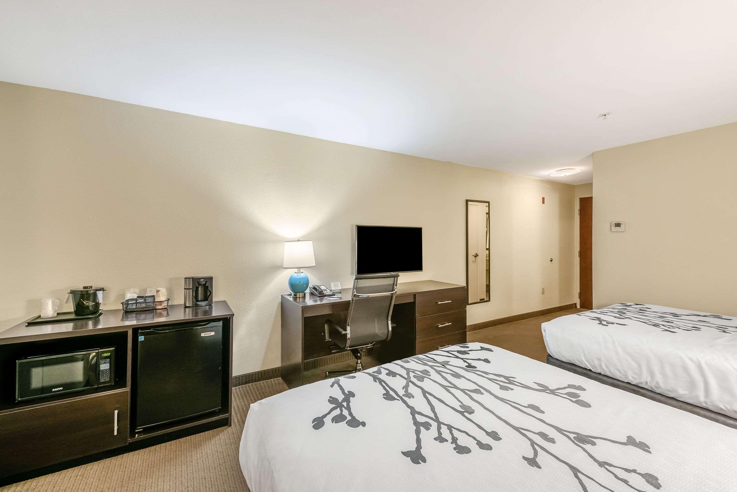 Sleep & Near 2* Ruston